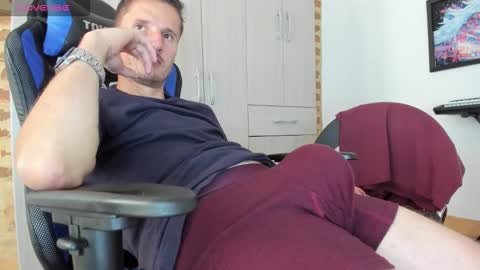 Snapshot of horse_man2 chatting on October 2025 08:40:01 PM horse_man2 online show from October 2025 08:40:01 PM