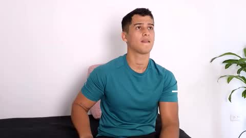 Marcus  Tatti  online show from December 2025 04:35:02 PM