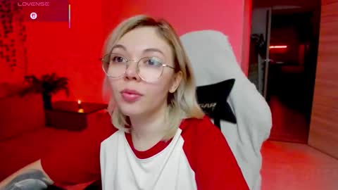   online show from November 2025 02:26:01 PM