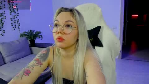   online show from November 2025 07:10:01 PM