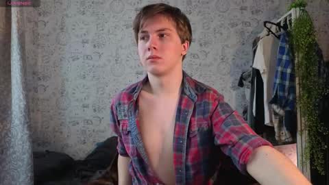 Snapshot of hot_boy_oscar chatting on November 2025 11:13:02 AM Oscar online show from November 2025 11:13:02 AM