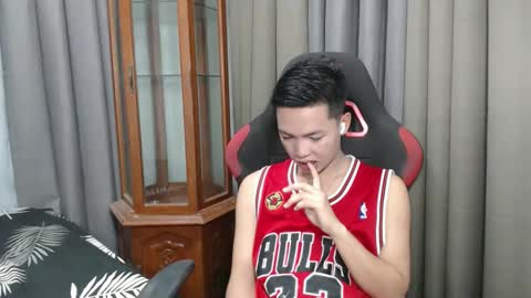 chan chan online show from October 2025 12:21:02 AM