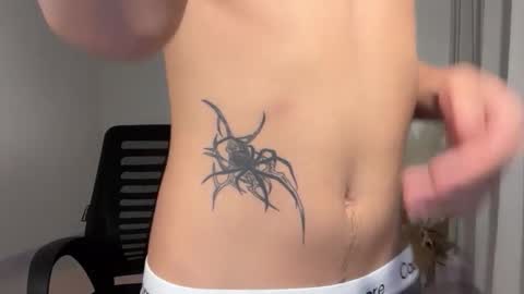 Kim online show from November 2025 07:31:01 AM