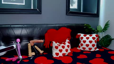 Darina online show from February 2025 05:25:01 AM