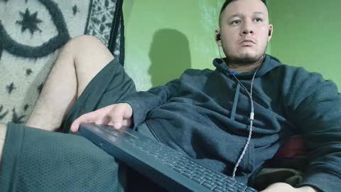 hot_guy36 online show from January 2026 05:06:02 PM