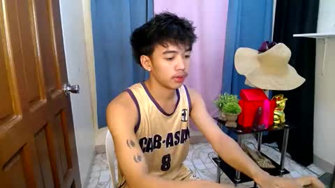 hot_kianxx online show from June 2026 02:00:01 AM