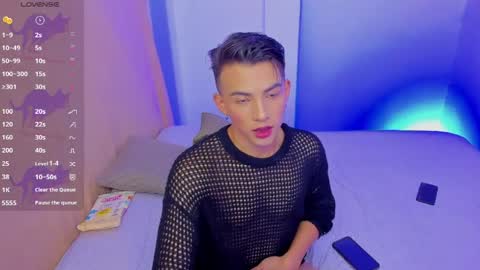 Snapshot of hot_latin_temptation chatting on April 2026 03:12:01 AM Alejandro online show from April 2026 03:12:01 AM