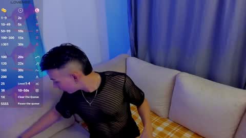 Snapshot of hot_latin_temptation chatting on April 2026 02:48:01 AM Alejandro online show from April 2026 02:48:01 AM
