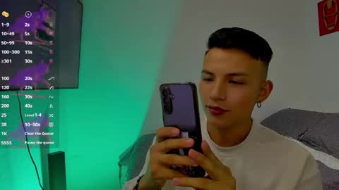 Snapshot of hot_latin_temptation chatting on May 2026 02:20:02 AM Alejandro online show from May 2026 02:20:02 AM