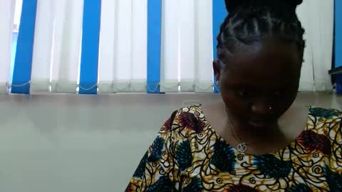 Linah online show from February 2026 08:32:01 AM