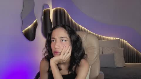 Snapshot of hot_little_bunny chatting on May 2026 09:53:02 PM Alana online show from May 2026 09:53:02 PM