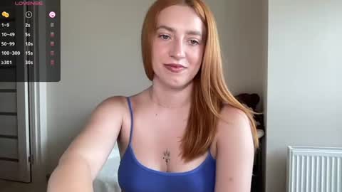 Snapshot of hot_lliinns chatting on June 2026 09:33:01 AM Lina online show from June 2026 09:33:01 AM