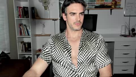 Snapshot of hot_martin25 chatting on December 2024 11:31:02 PM Martin online show from December 2024 11:31:02 PM