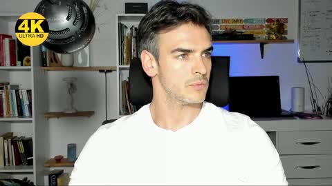 Snapshot of hot_martin25 chatting on January 2025 04:04:01 PM Martin online show from January 2025 04:04:01 PM