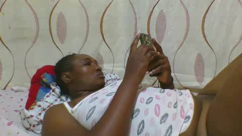 Snapshot of hot_masha chatting on February 2025 10:28:01 AM hot_masha online show from February 2025 10:28:01 AM