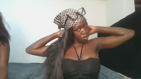 Hot petite online show from April 2026 09:04:02 PM