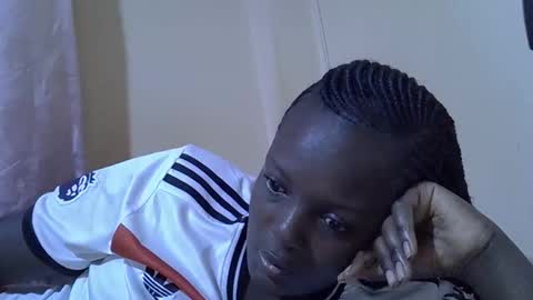 RAYLAH online show from January 2026 03:10:02 AM