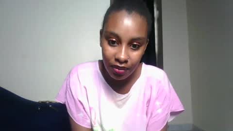 Snapshot of hot_sexxy_angel chatting on July 2026 10:40:01 AM Marina online show from July 2026 10:40:01 AM