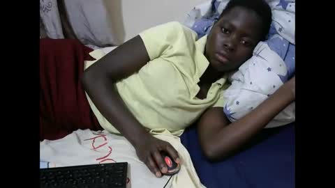 Snapshot of hot_shawrry chatting on February 2025 04:51:02 AM hot_shawrry online show from February 2025 04:51:02 AM