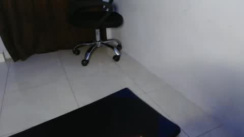 Snapshot of hotandpower10 chatting on January 2025 05:42:02 AM Hot and PowerHOPE U MISS ME online show from January 2025 05:42:02 AM