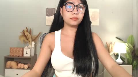 Snapshot of hotasian_gabby69 chatting on April 2026 10:57:02 AM hotasian_gabby69 online show from April 2026 10:57:02 AM