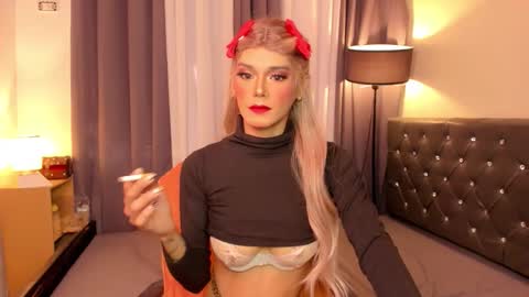 Kenny online show from November 2025 10:26:02 PM