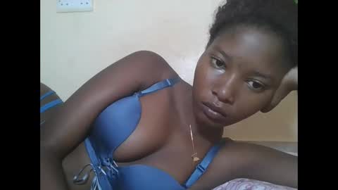 Snapshot of hotbabbee chatting on January 2026 05:32:02 AM love online show from January 2026 05:32:02 AM