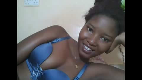 Snapshot of hotbabbee chatting on January 2026 06:16:01 AM love online show from January 2026 06:16:01 AM