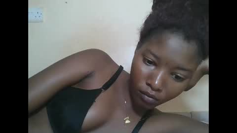 Snapshot of hotbabbee chatting on January 2026 05:11:01 AM love online show from January 2026 05:11:01 AM