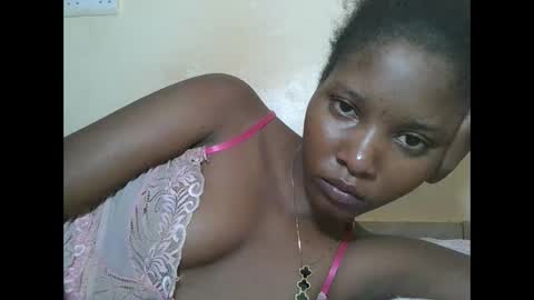 Snapshot of hotbabbee chatting on February 2026 07:20:01 PM love online show from February 2026 07:20:01 PM