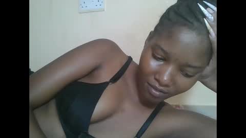 Snapshot of hotbabbee chatting on March 2026 05:08:02 AM love online show from March 2026 05:08:02 AM