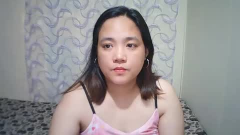 Lynn online show from February 2025 01:00:01 AM