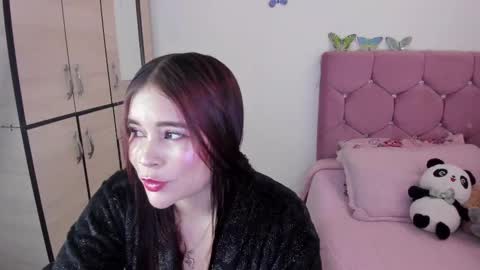 lesly and ander online show from February 2025 07:05:02 PM