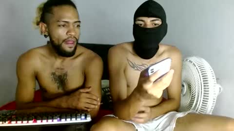 hotbody22_ online show from May 2026 09:10:02 PM