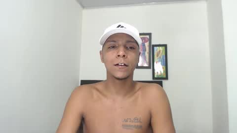 hotboyluxe online show from February 2026 03:07:02 AM