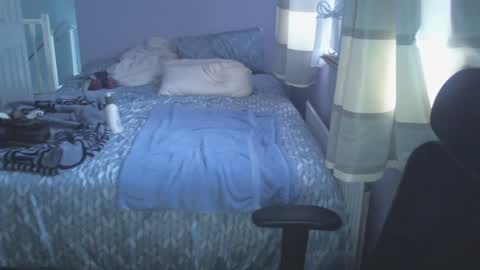 Snapshot of hotboyron chatting on December 2024 10:40:02 AM hotboyron online show from December 2024 10:40:02 AM