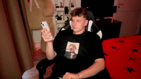 Hotboyshorny online show from August 2026 05:26:01 PM