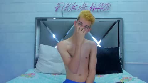 Snapshot of hotboyx_ chatting on October 2025 06:14:01 AM DANIEL AND KEVIN online show from October 2025 06:14:01 AM