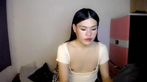 Snapshot of hotbunnyrainx chatting on June 2026 10:31:01 AM rain online show from June 2026 10:31:01 AM
