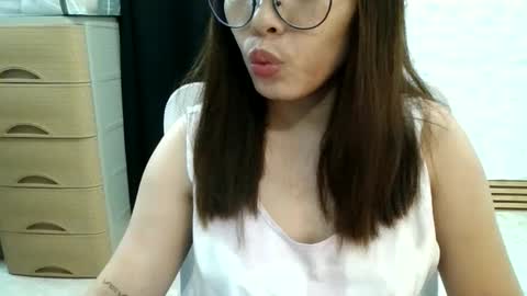 hotchick2099 online show from March 2026 01:11:02 PM