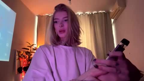 Snapshot of hotchubently chatting on March 2025 07:43:02 AM hotchubently online show from March 2025 07:43:02 AM