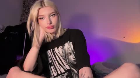 Snapshot of hotchubently chatting on October 2025 07:35:02 PM hotchubently online show from October 2025 07:35:02 PM