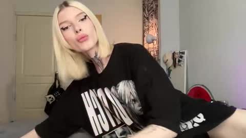 Snapshot of hotchubently chatting on October 2025 08:38:01 AM hotchubently online show from October 2025 08:38:01 AM