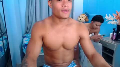 Snapshot of hotcrew_ chatting on July 2026 11:53:01 PM Hussain aaron and Ekko online show from July 2026 11:53:01 PM