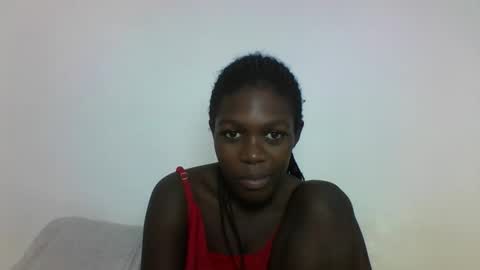 VICTORIA online show from October 2025 02:48:01 PM