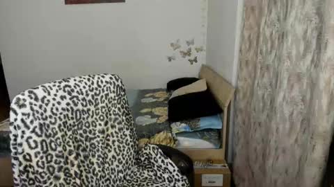 Snapshot of hotdelightsxy chatting on November 2025 01:14:02 PM KRISS LUNA online show from November 2025 01:14:02 PM