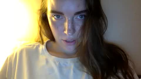 Snapshot of hoteffy chatting on September 2025 08:19:01 PM effy online show from September 2025 08:19:01 PM