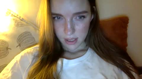 Snapshot of hoteffy chatting on December 2025 09:01:02 PM effy online show from December 2025 09:01:02 PM