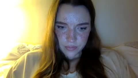 Snapshot of hoteffy chatting on December 2025 10:37:02 PM effy online show from December 2025 10:37:02 PM