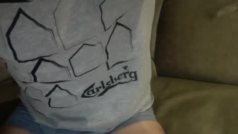 Snapshot of hotfrenchdadd chatting on December 2024 07:12:02 PM hotfrenchdadd online show from December 2024 07:12:02 PM